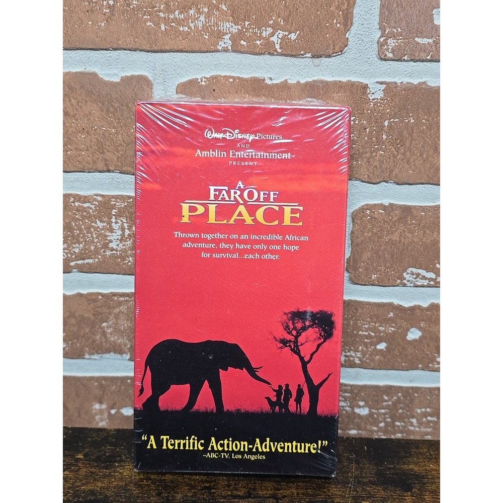 A FAR OFF PLACE VHS (1993 dir. Mikael Salomon)‎ Disney Family / Adventure Disney